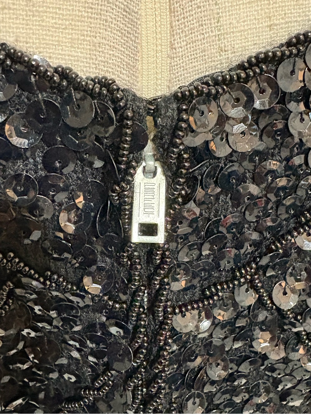 Vintage 60s Black Sequin Beaded Zip-Up Sleeveless Top Size M STUNNING - Picture 5 of 5